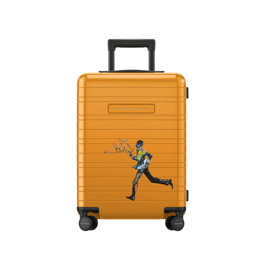 H5 Essential Wura Edition / Glossy Bright Amber / High-Performance Hard Shell / Cabin Size