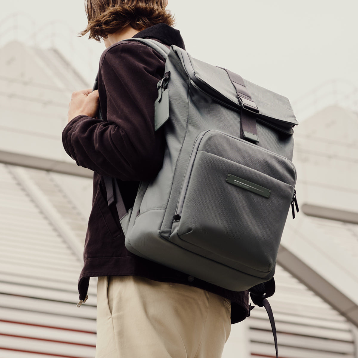 Midtown Flaptop Backpack / All Black / Recycled Nylon