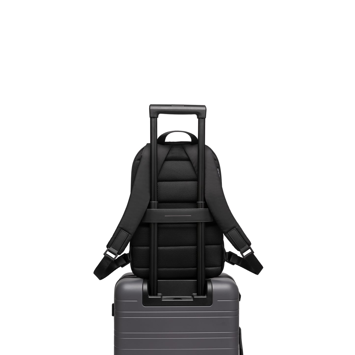 Gion Backpack Light / Size S / All Black / Recycled Nylon
