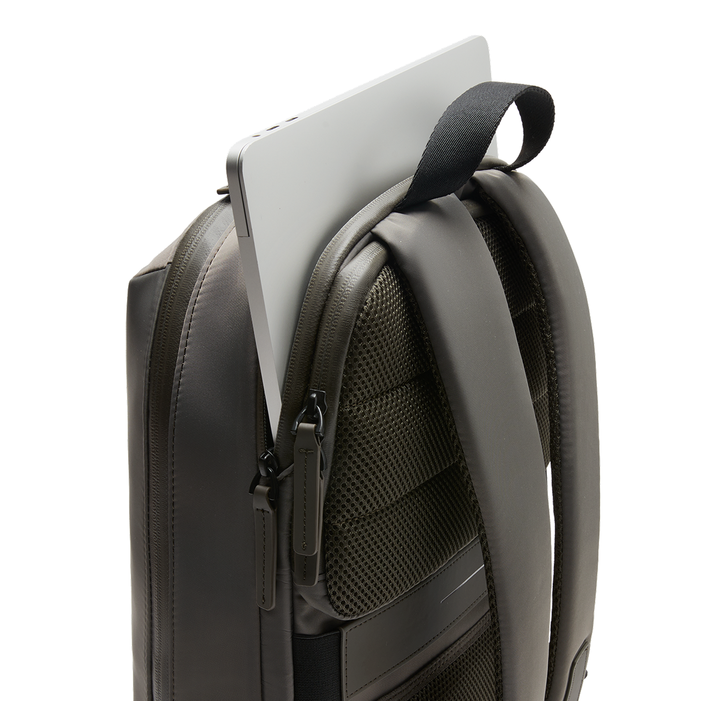Gion Backpack Pro / Dark Olive / Recycled Nylon / Size M