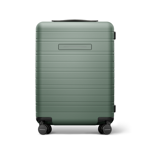 H5 / Marine Green / High-Performance Hard Shell / Cabin Size / Essential