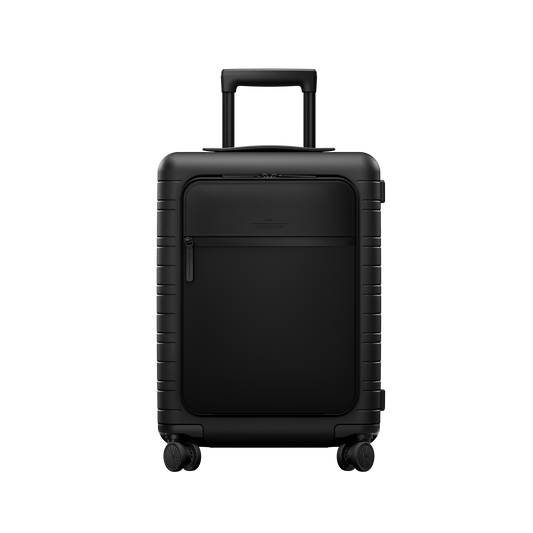 M5 BMW Edition / All Black / Multi Shell / Cabin Size