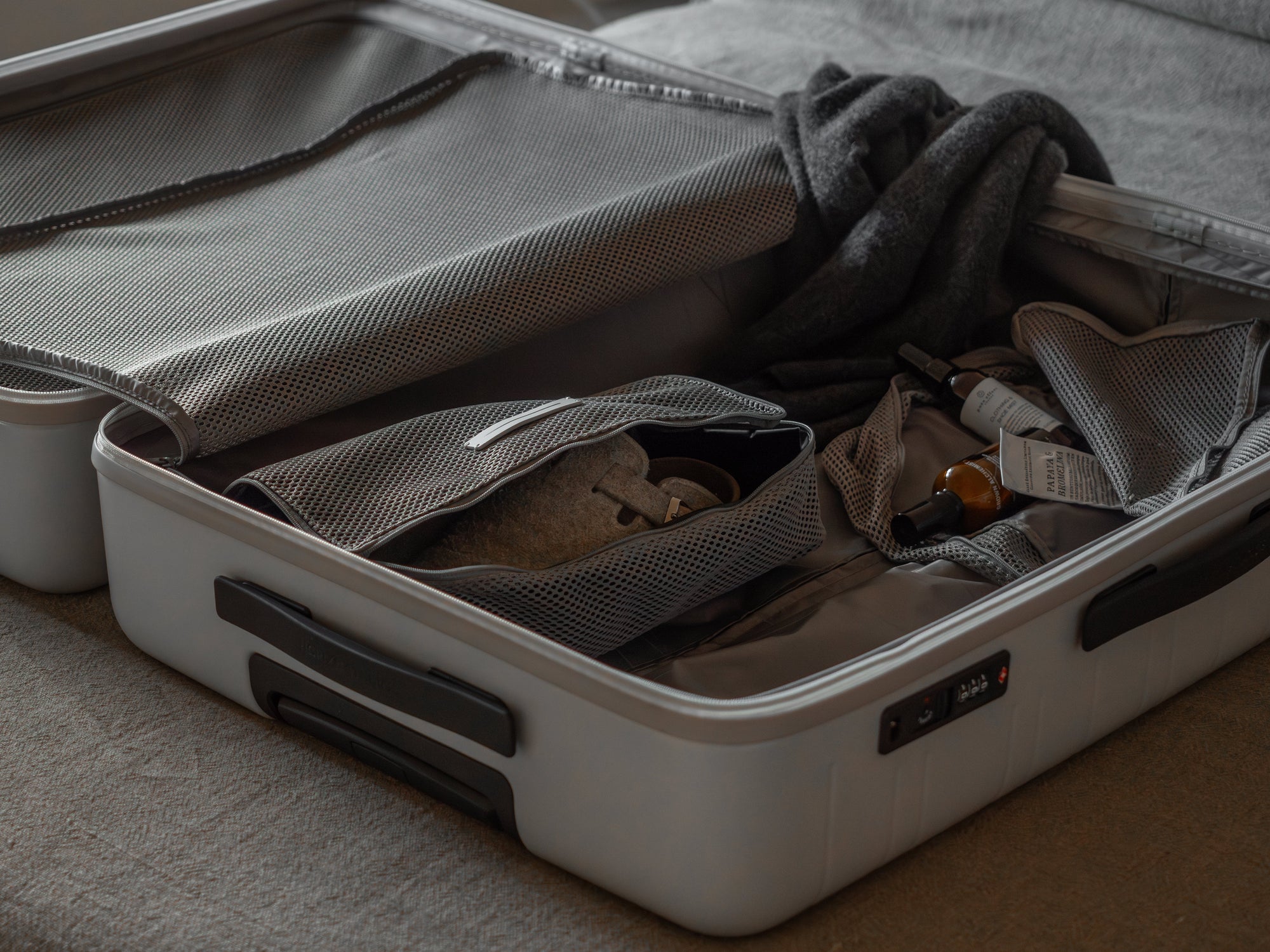Minimalist Packing: How to Travel Light Without Leaving Anything Essential Behind