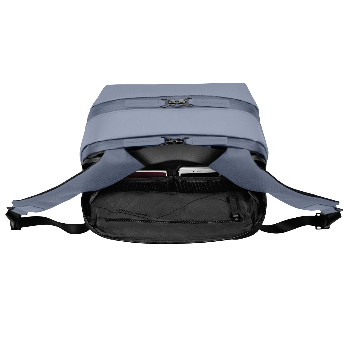 Gion Rucksack Blau Vega Detail Rückseite Fach - Wasserabweisend Vegan Ergonomisch - Horizn Studios