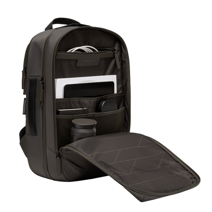 Gion Backpack Travel / Dark Olive / Recycled Nylon