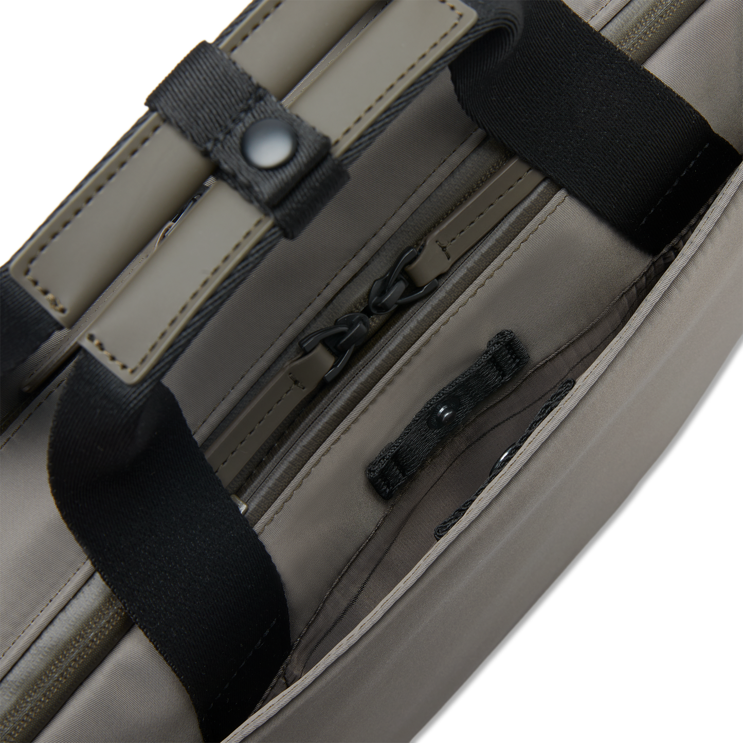 Gion Briefcase / Dark Olive / Recycled Nylon
