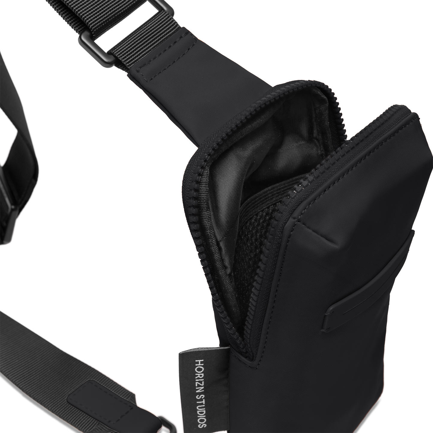 Gion Cross-Body S / All Black / Recycled Nylon / Size S