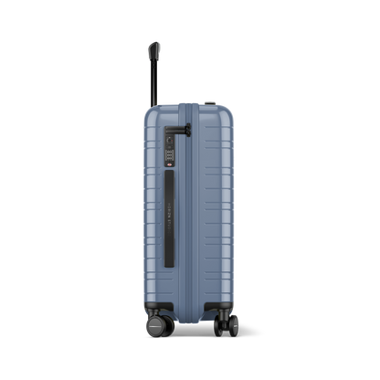 Koffer Essential Glossy Blau Vega Seitenansicht - Hartschale Polycarbonat Leicht Robust - Horizn Studios