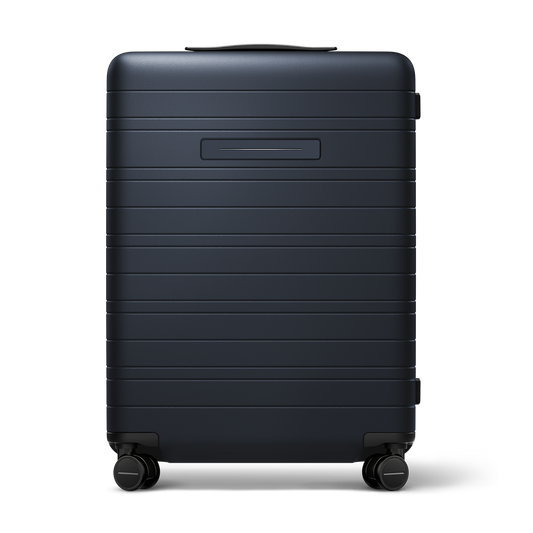 H6 / Night Blue / High-Performance Hard Shell / Check-in Size M / Essential