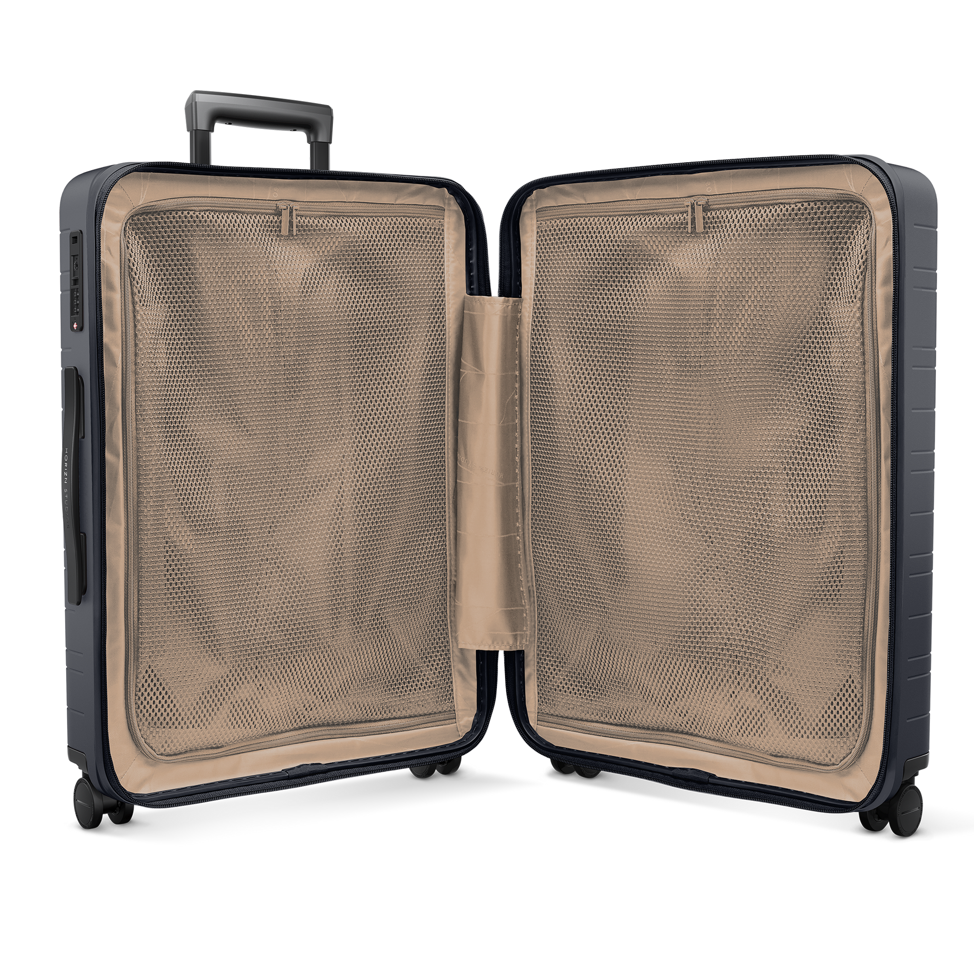 H6 GO Koffer Innenansicht mit Raumtrenner und Netzfächern