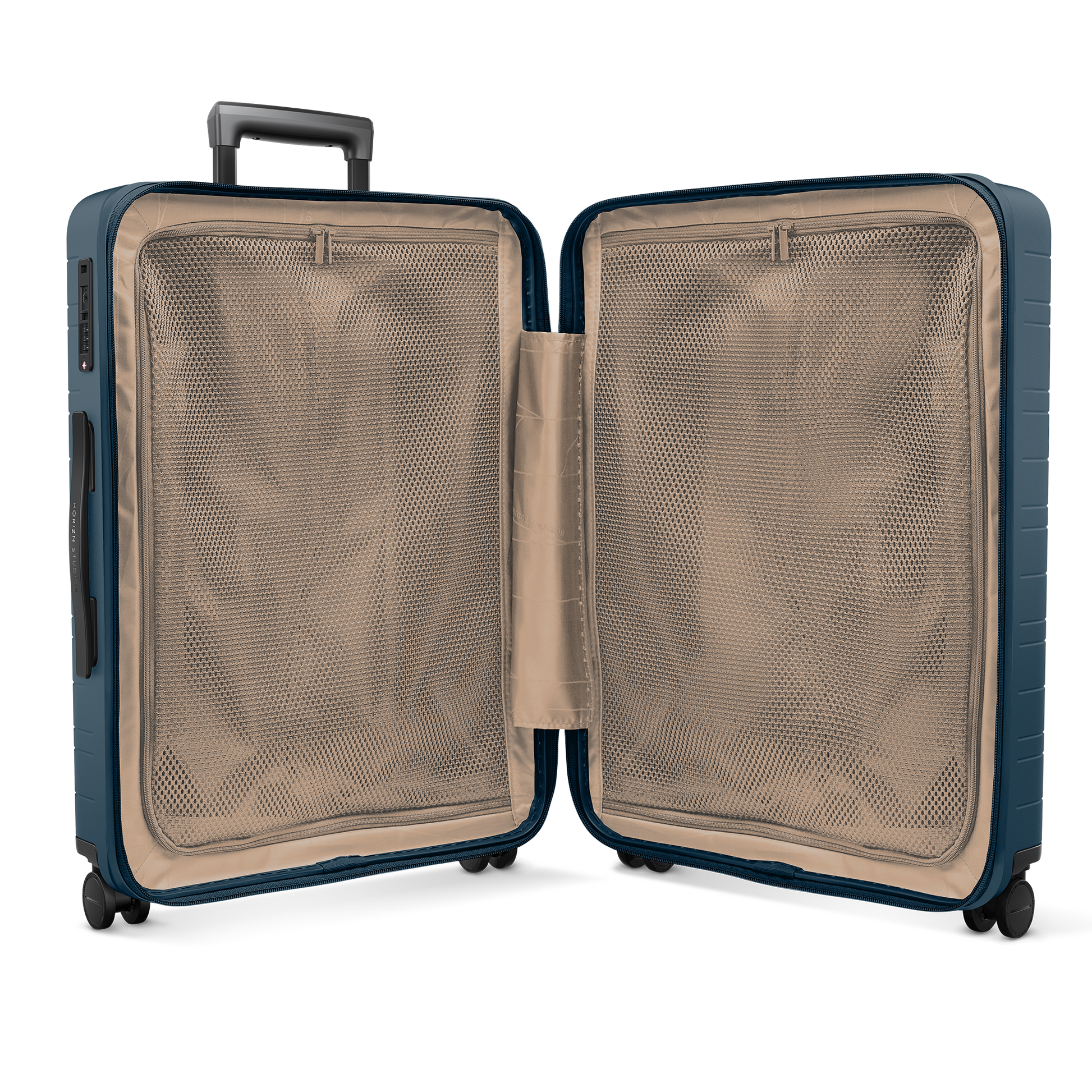 H6 GO Koffer Innenansicht mit Raumtrenner und Netzfächern