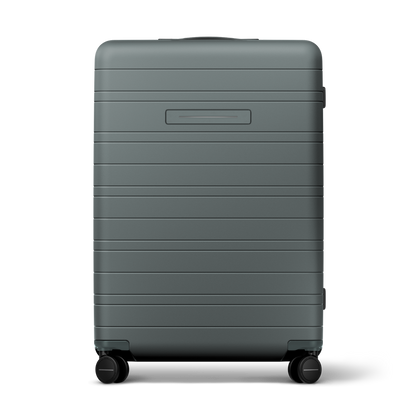 H7 Essential / Pine Green / Premium Hard Shell / Check-In Size L / Essential