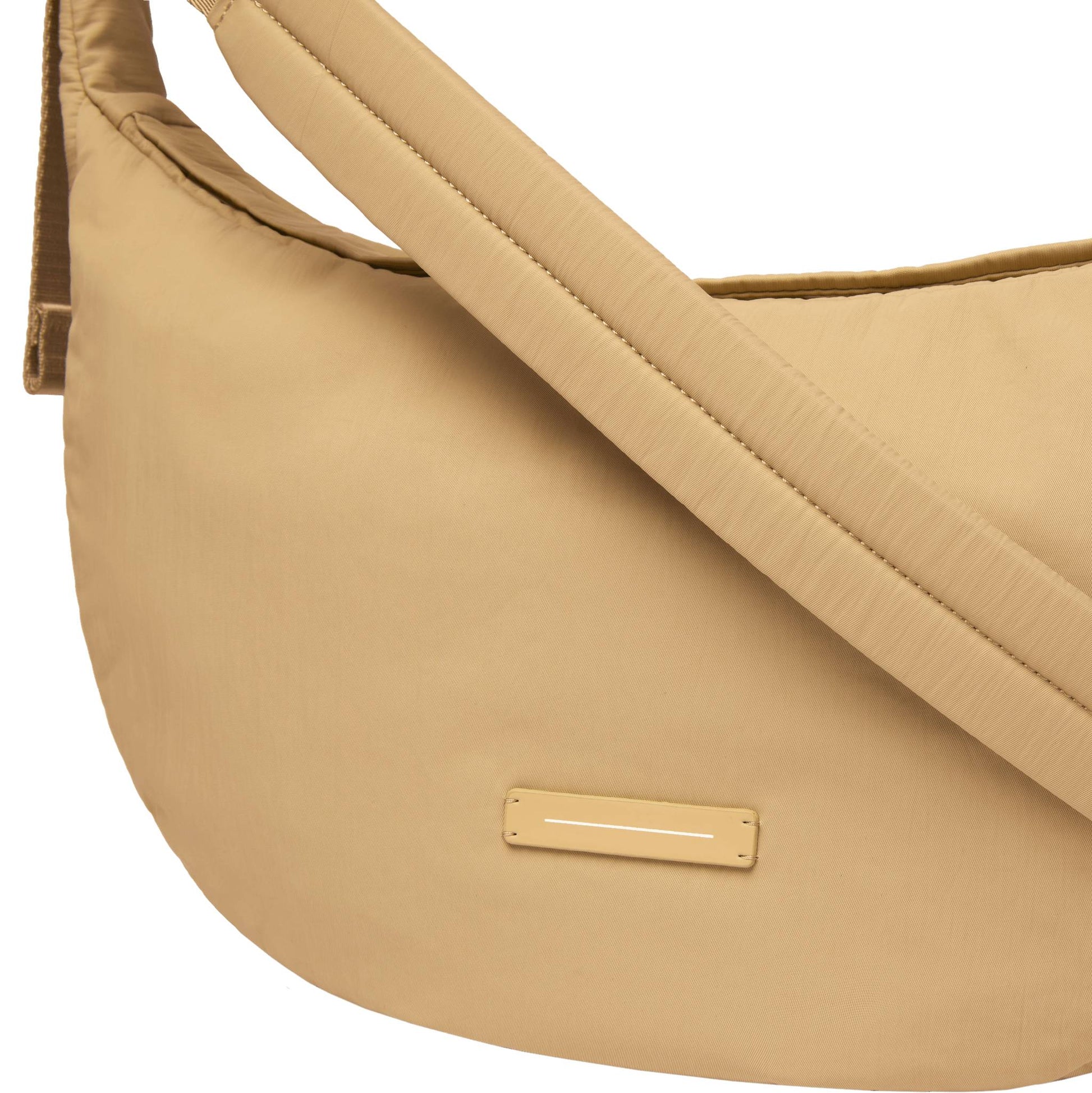 Chiado Cross-Body / Off Tan / Recycled Nylon 7