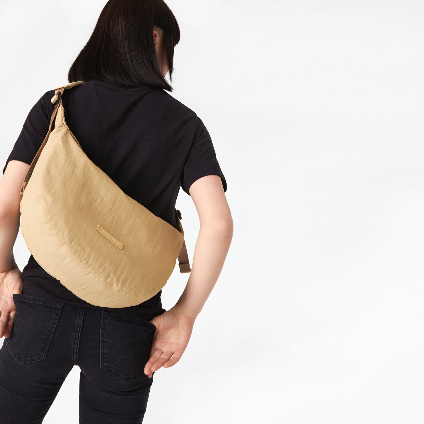 Chiado Cross-Body / Off Tan / Recycled Nylon 8