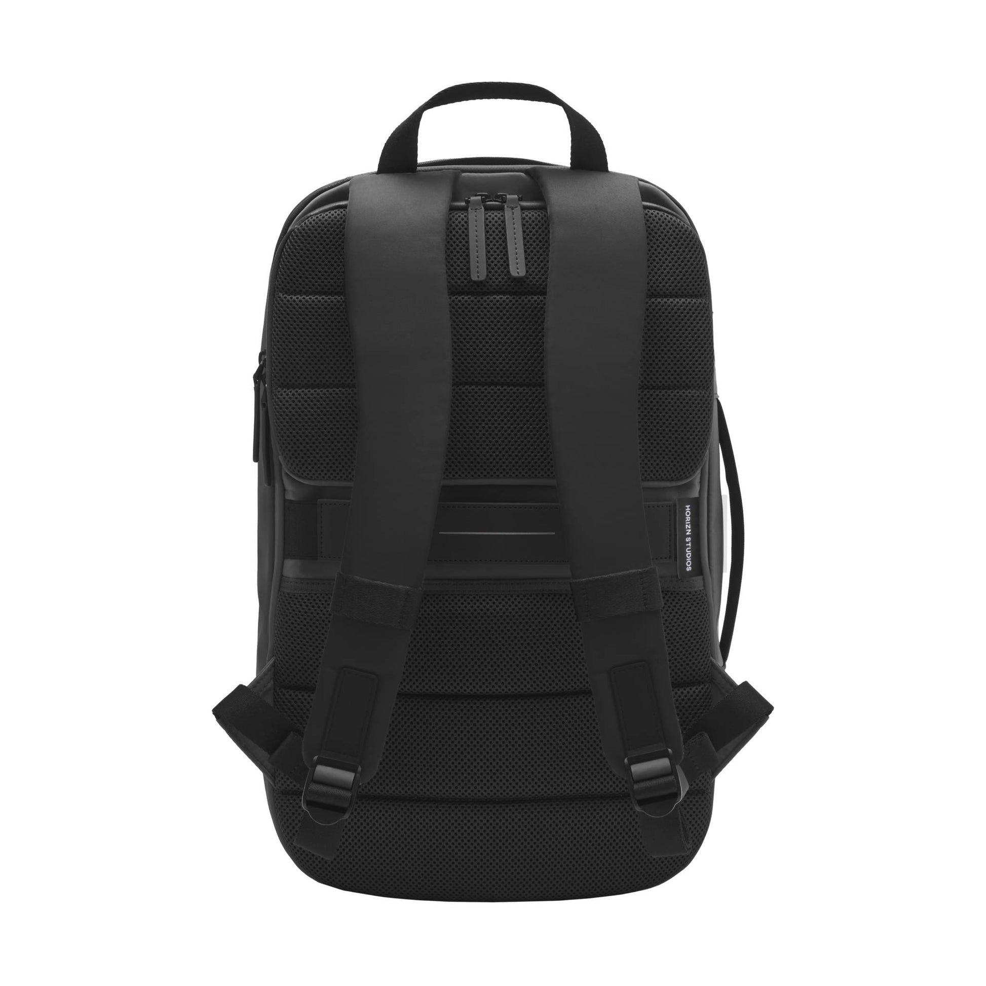 Gion Backpack Travel / All Black / Recycled Nylon 4