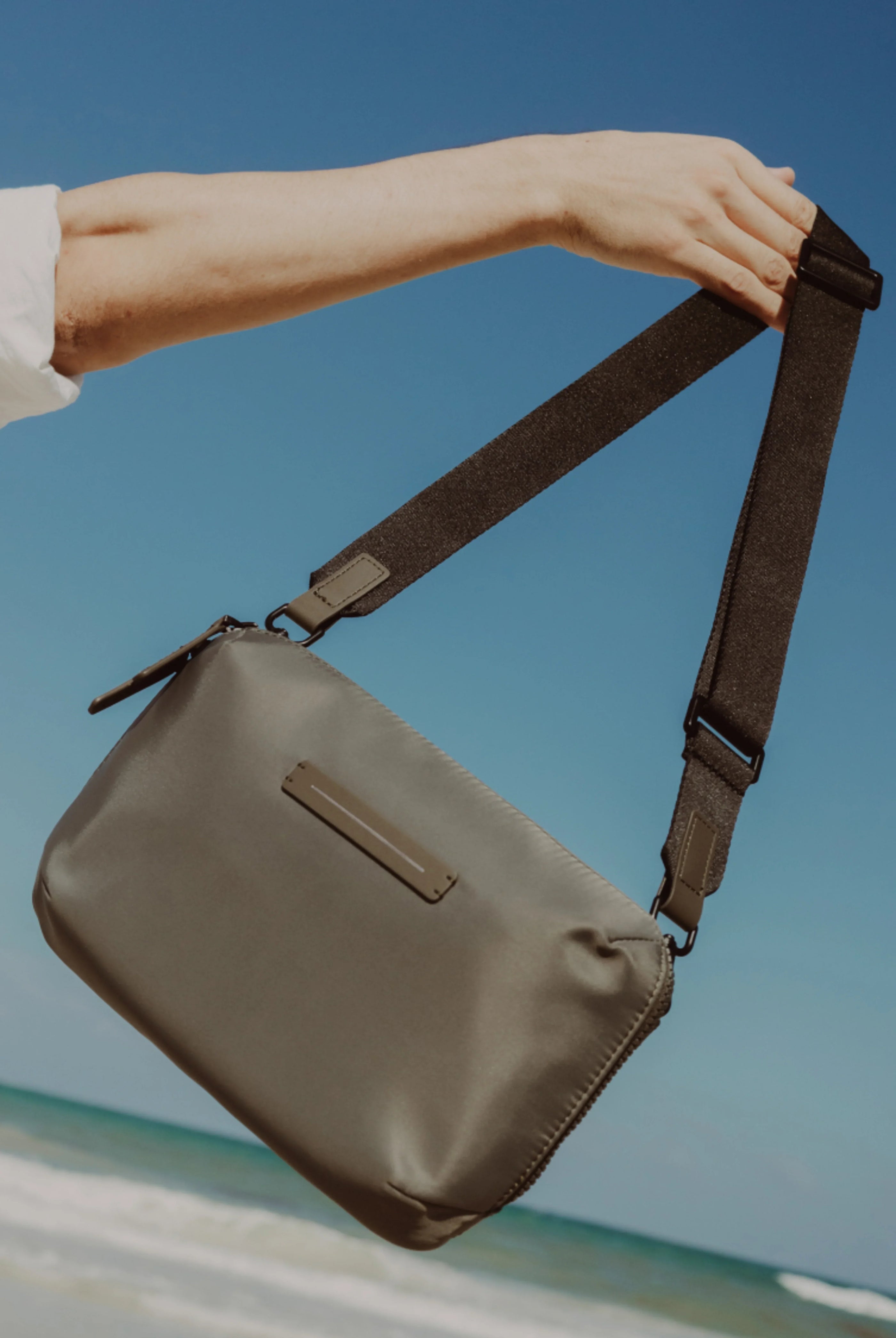 Gion Shoulder Tasche - Wasserabweisend Funktional Stilvoll - Horizn Studios